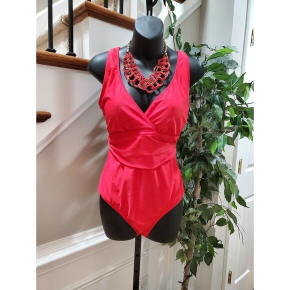 Catalina Women's Solid Red Nylon Sleeveless V-Neck One Piece Swimwear Suit XL - Picture 1 of 9